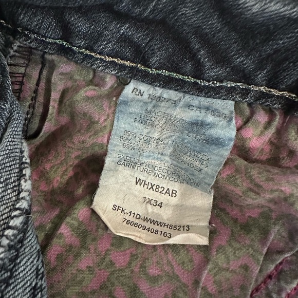 Bundle of 2 pair Wrangler and Wildflower bootcut Sz. 1x32. - Picture 13 of 14